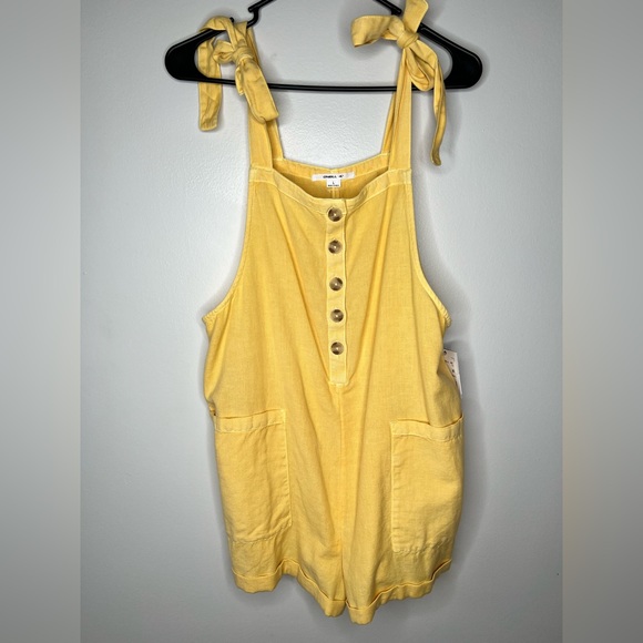 O'Neill Pants - NWT Womens O’Neill Yellow Romper, Size Large